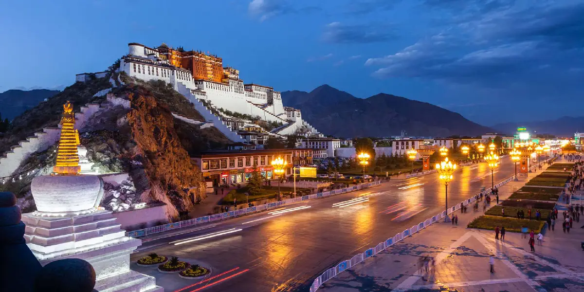 8 Days Lhasa to Everest Base Camp Small Group Tour