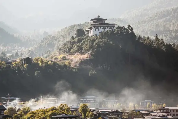 GANGTEY – BUMTHANG (200 KMS / 07 HOUR DRIVE)