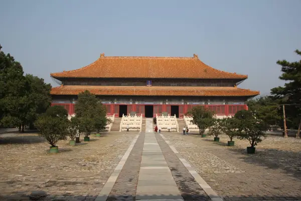 Beijing Tour - Badaling Great Wall and Ming Tomb (B, L)