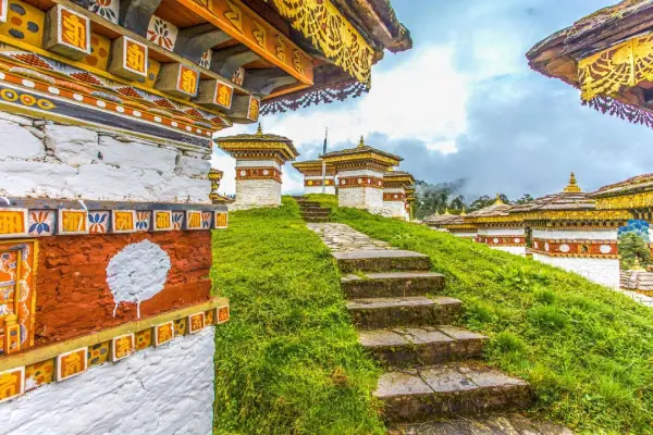 Arrive Paro – Thimphu