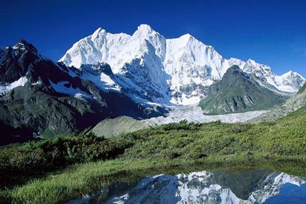 Trek to Drogpa - 4,340 m - 05 hrs.