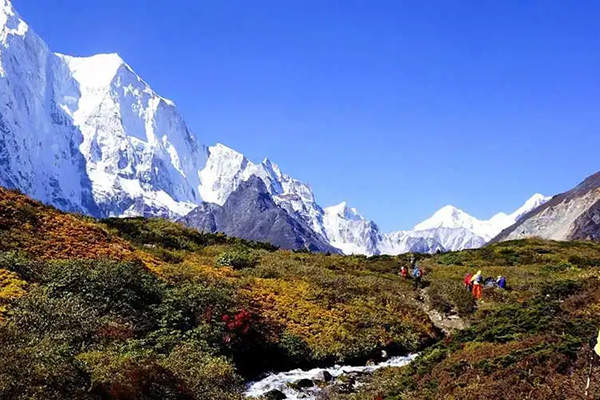 Rest day for local exploration.